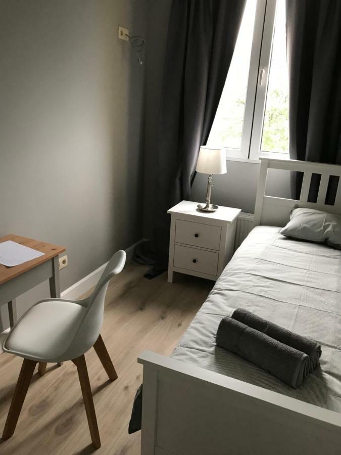 D.Cristina Guest House Antwerpen Ngoại thất bức ảnh